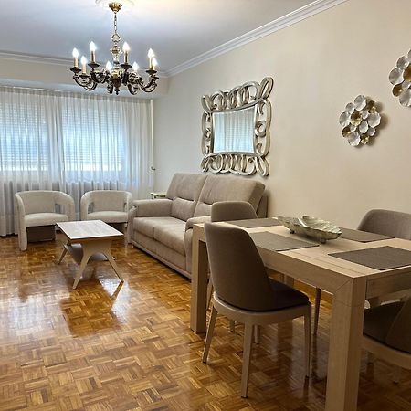 Nice Apartment Don Santiago ซานติอาโก เด กอมโปสเตลา ภายนอก รูปภาพ